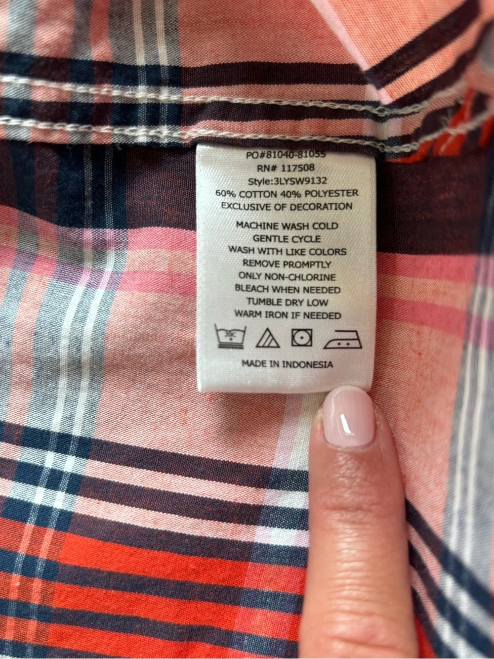Levi's Red and Navy Short-Sleeve Plaid Button-Down Shirt
